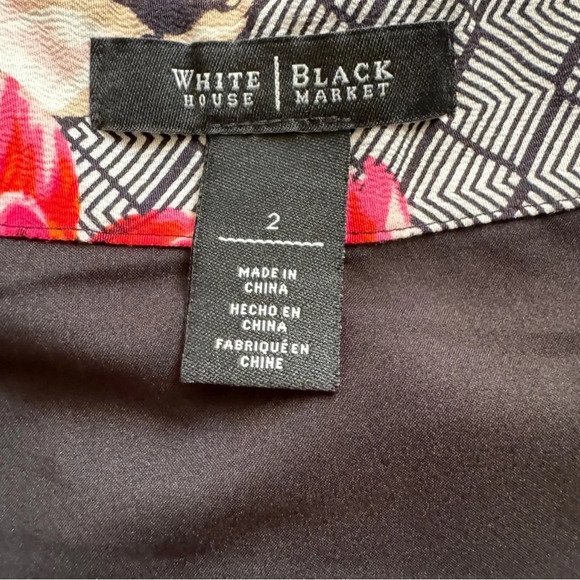 EUC White House Black Market A Line Floral Skirt with zig zag lines Size 2 - Picture 4 of 5